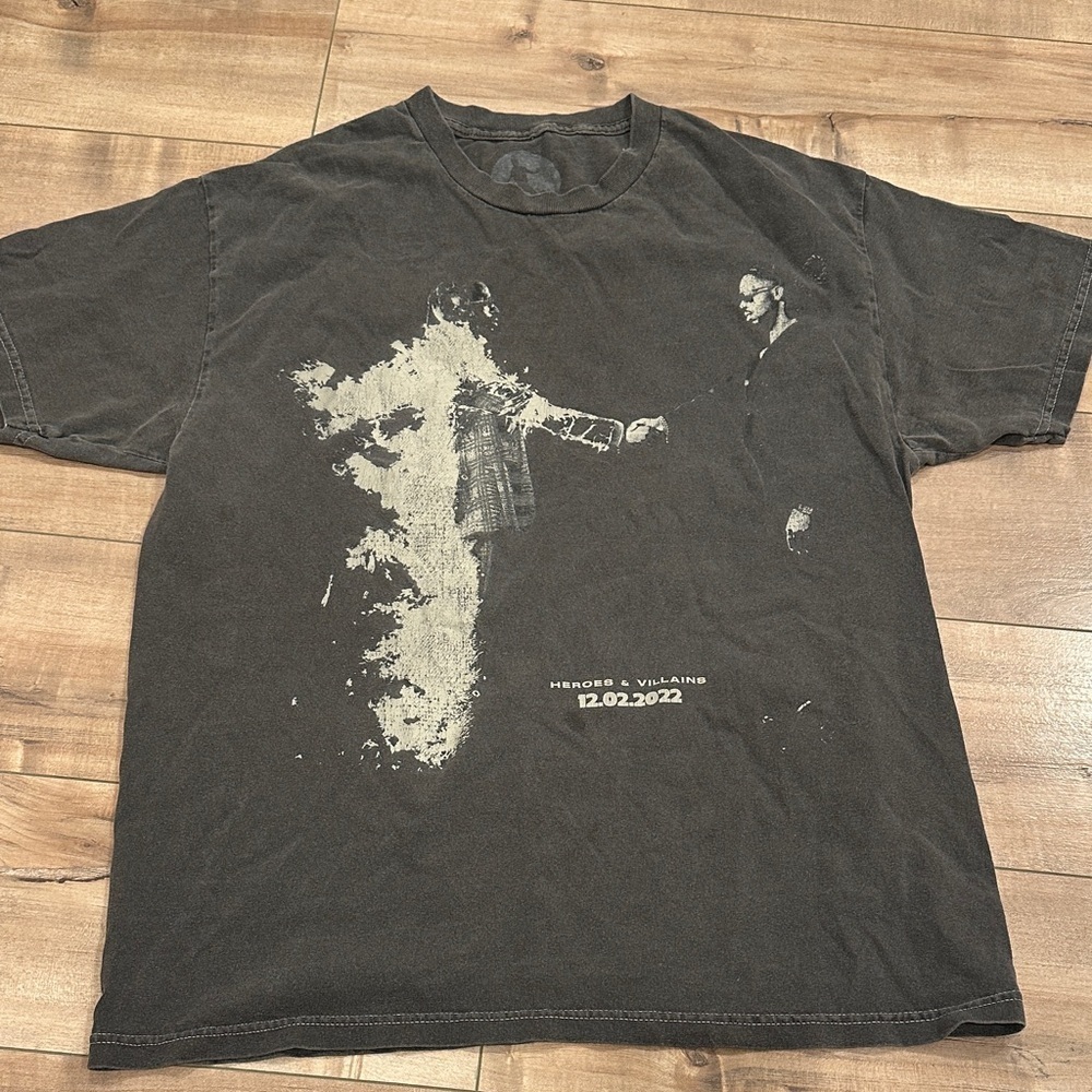 Metro Boomin Heroes & Villains 2022 Tour T-Shirt Gray Rap Adult Sz L